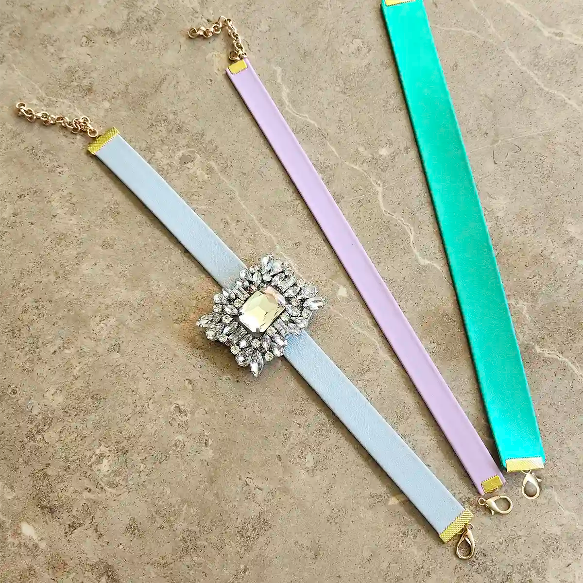 Chokers con Medallón de cristales Intercambiable