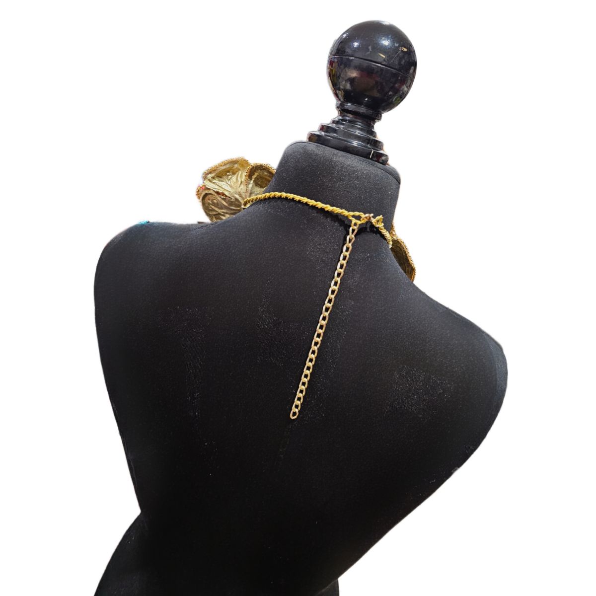 Collar Orquídeas Elisa Dorado