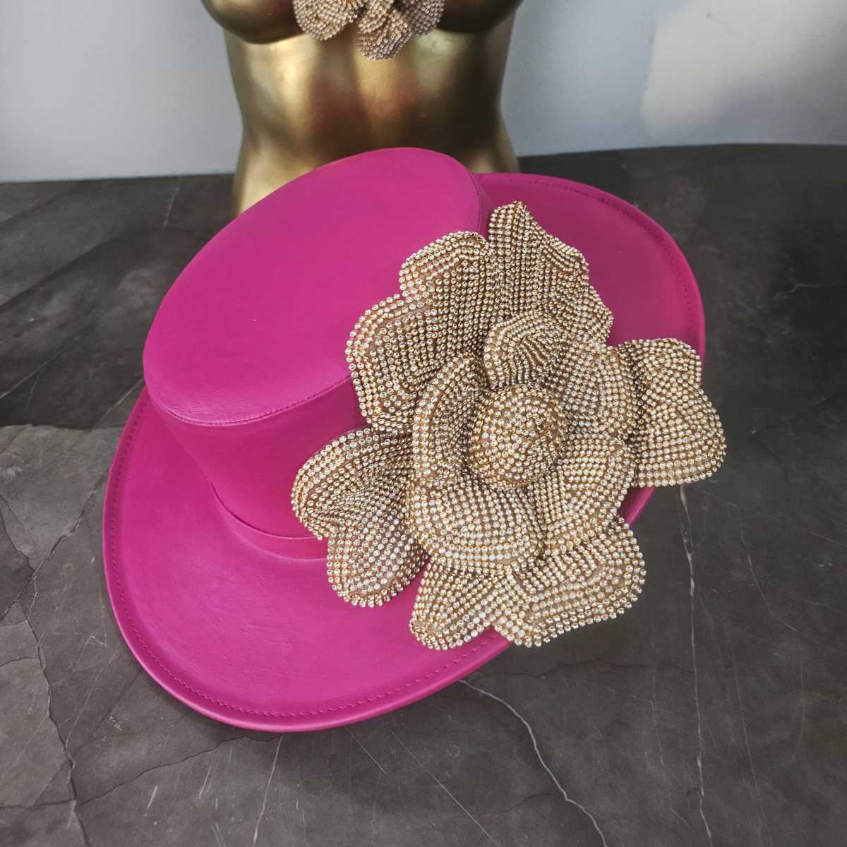 Sombrero Flor Capella Fucsia