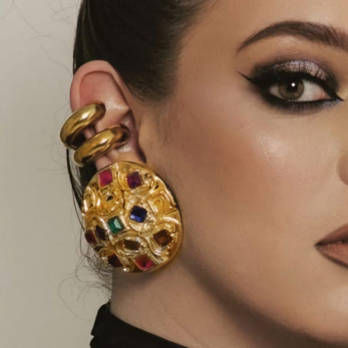 Aretes Sofia Dorados Colores